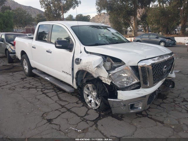 2017 NISSAN TITAN SV