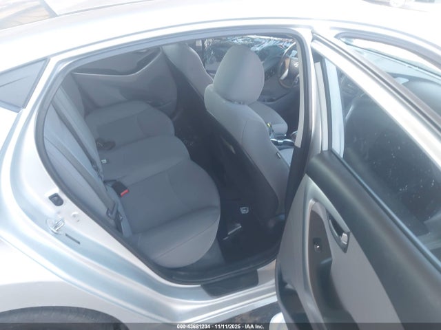 HYUNDAI ELANTRA SE - 8