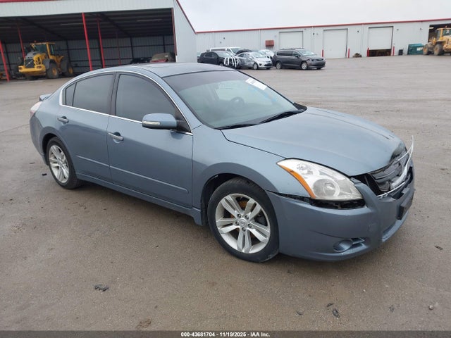 2010 NISSAN ALTIMA 3.5 SR