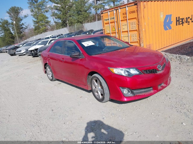 2012 TOYOTA CAMRY SE