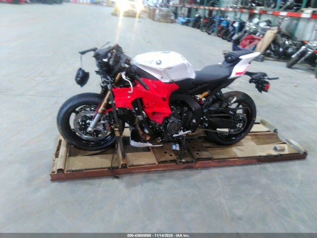 2025 YAMAHA YZF 
