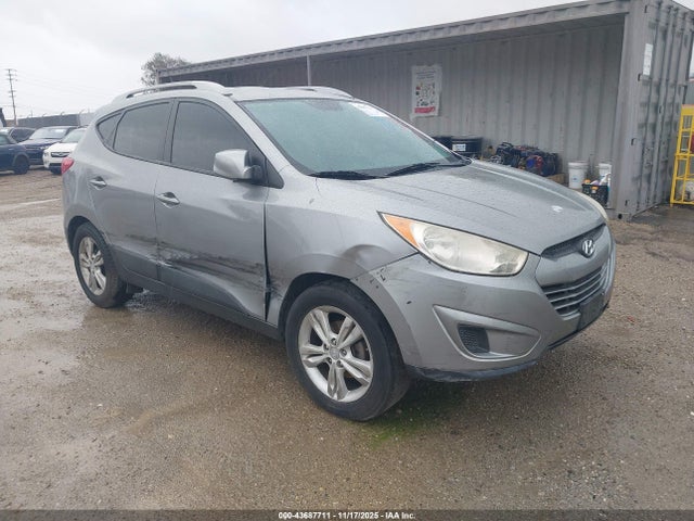 2011 HYUNDAI TUCSON GLS