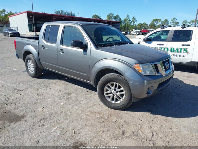 2016 NISSAN FRONTIER SV