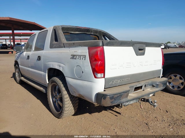 CHEVROLET AVALANCHE 1500 - 3
