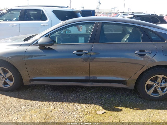 2022 KIA K5 LXS photo 14