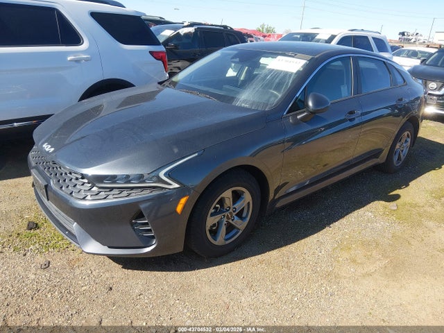 2022 KIA K5 LXS photo 2