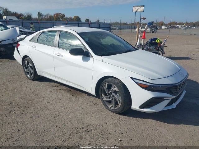 2025 HYUNDAI ELANTRA SEL SPORT