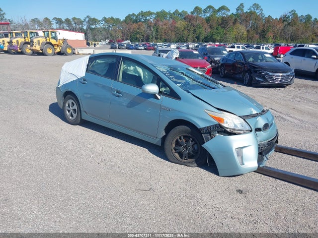 2014 TOYOTA PRIUS FOUR