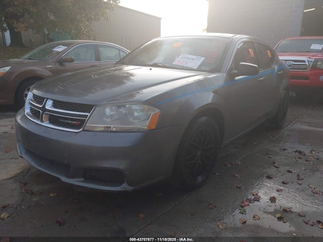 DODGE AVENGER SE - 2