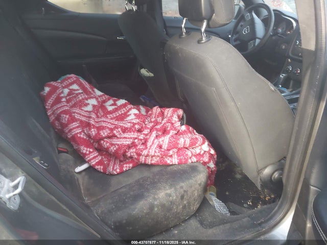 DODGE AVENGER SE - 8