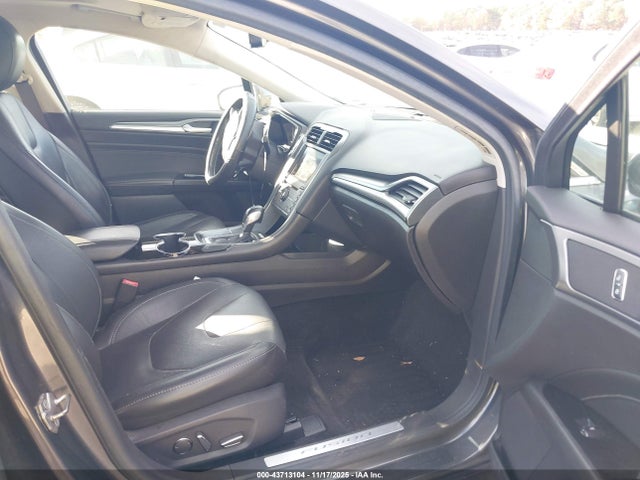 FORD FUSION TITANIUM - 5