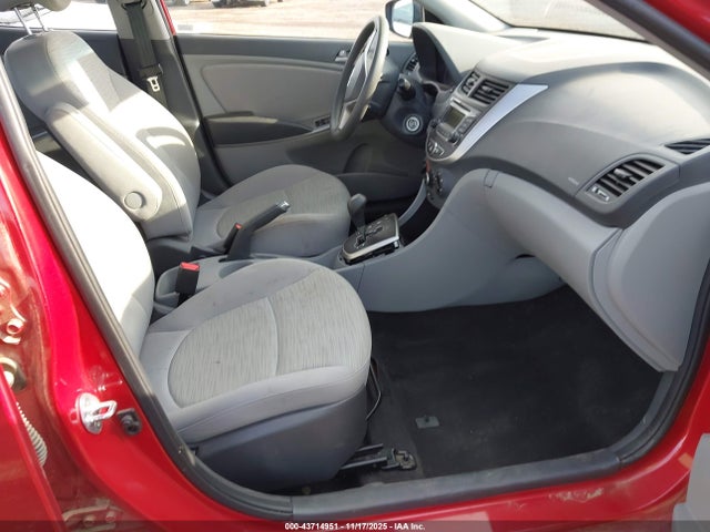 HYUNDAI ACCENT SE - 5