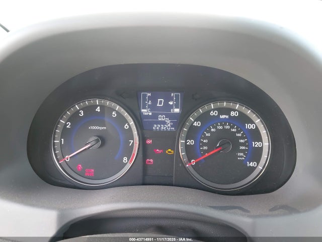 HYUNDAI ACCENT SE - 7