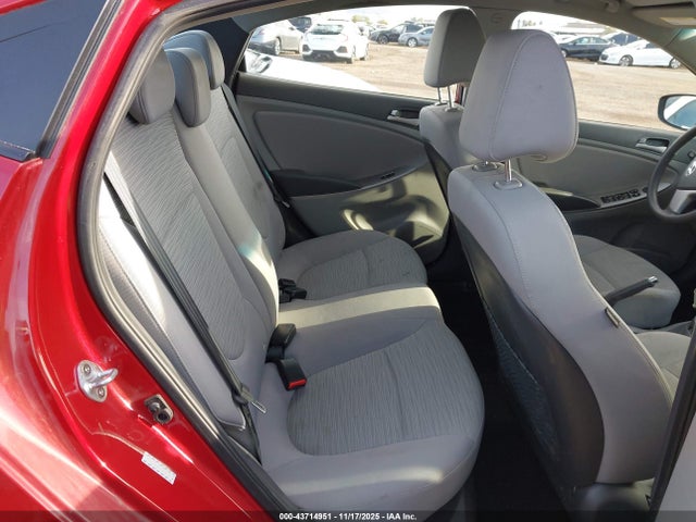 HYUNDAI ACCENT SE - 8