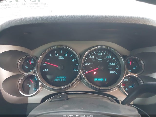 CHEVROLET SILVERADO - 7