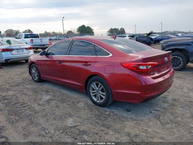HYUNDAI SONATA SE - 3