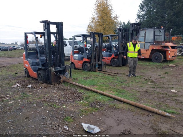 2007 TOYOTA FORKLIFT 