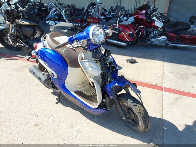2024 HONDA NCW50 
