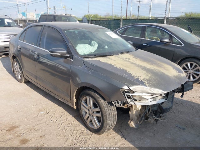 2013 VOLKSWAGEN JETTA 2.5L SE