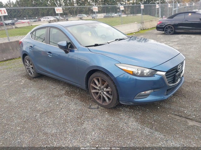 2018 MAZDA MAZDA3 TOURING