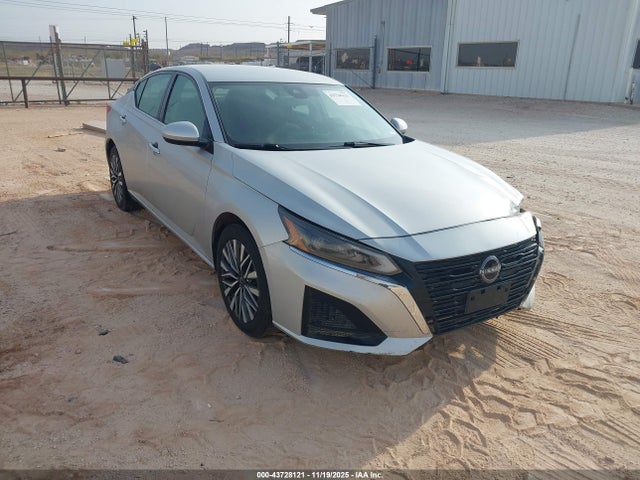 2023 NISSAN ALTIMA SV FWD