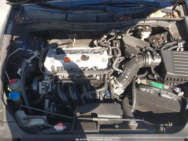 HONDA ACCORD 2.4 SE - 10