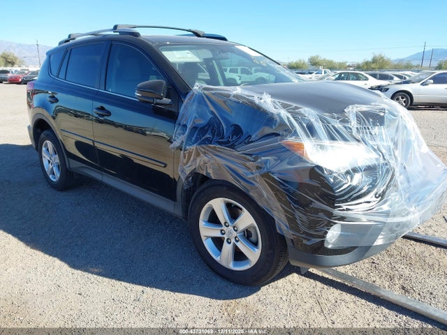 2014 TOYOTA RAV4 XLE
