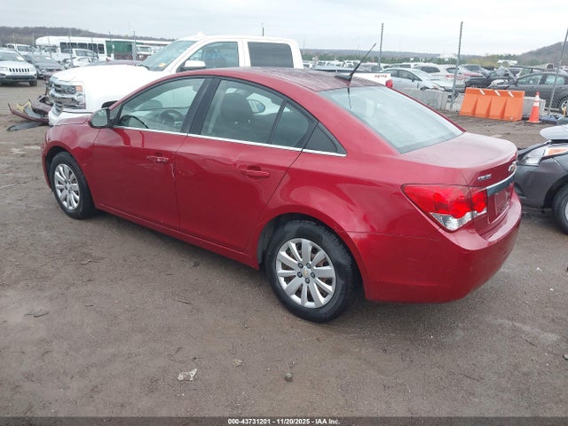 CHEVROLET CRUZE 1LT - 3
