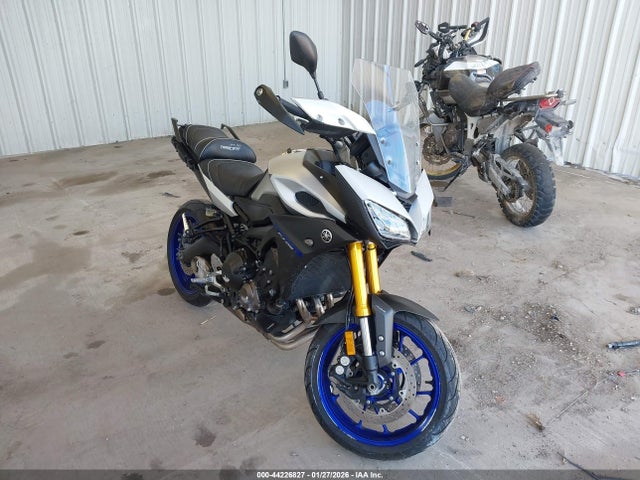 2016 YAMAHA FJ09 
