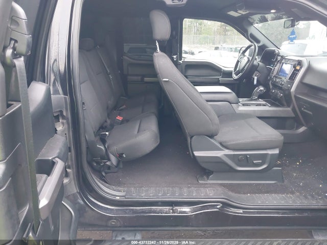 FORD F-150 XLT - 8