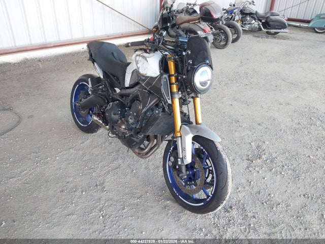 2015 YAMAHA FZ09 C