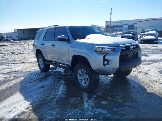 2021 TOYOTA 4RUNNER SR5