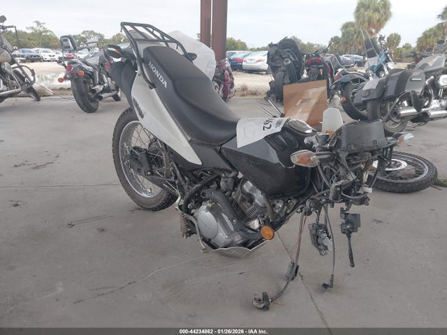 2025 HONDA XR150L E