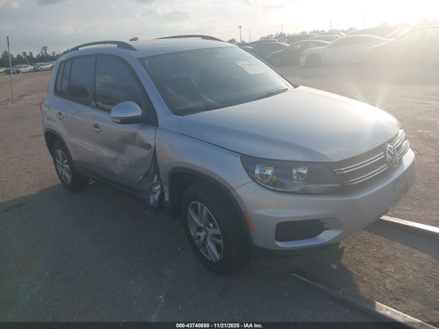 2016 VOLKSWAGEN TIGUAN S