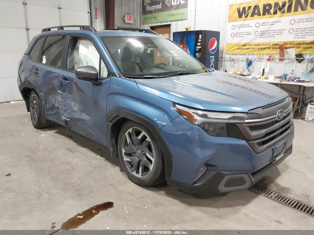 2025 SUBARU FORESTER LIMITED