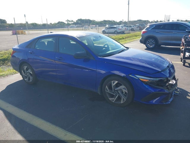 2025 HYUNDAI ELANTRA SEL SPORT