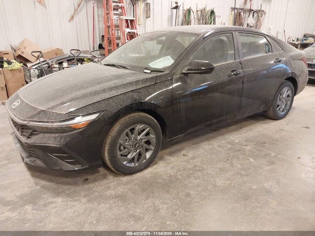 2026 HYUNDAI ELANTRA BLUE