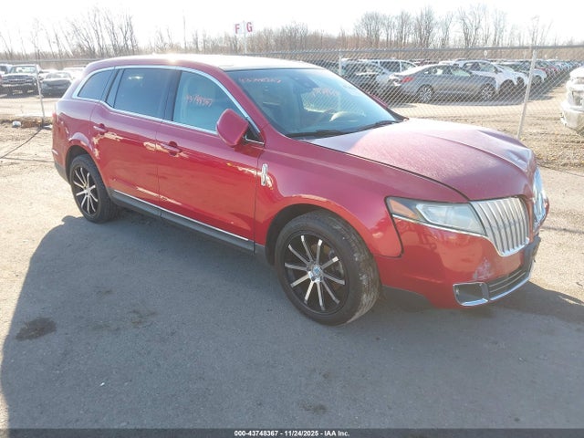2010 LINCOLN MKT 