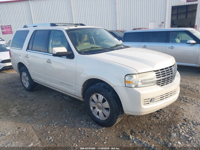 2008 LINCOLN NAVIGATOR 
