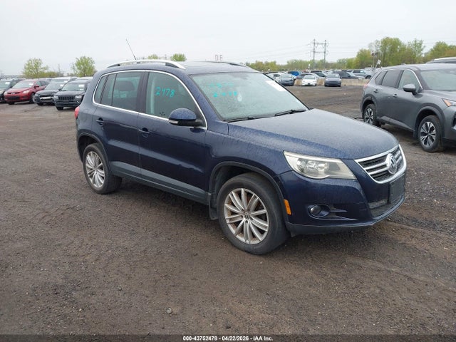 2011 VOLKSWAGEN TIGUAN SEL