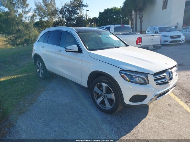 2019 MERCEDES-BENZ GLC 300 