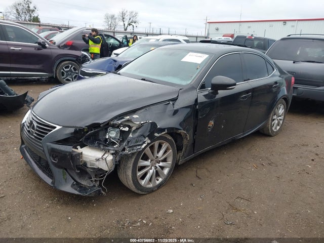 2015 Lexus IS 250 照片 2