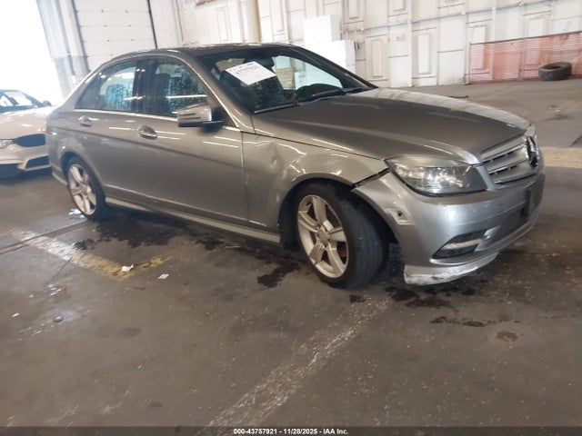 2011 MERCEDES-BENZ C 300 LUXURY 4MATIC/SPORT 4MATIC