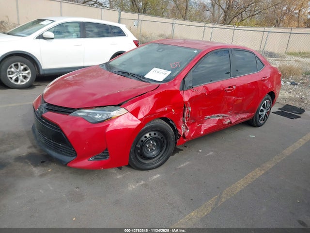 2018 Toyota COROLLA LE 照片 2