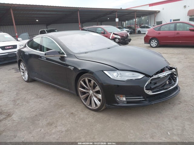 2013 TESLA MODEL S PERFORMANCE