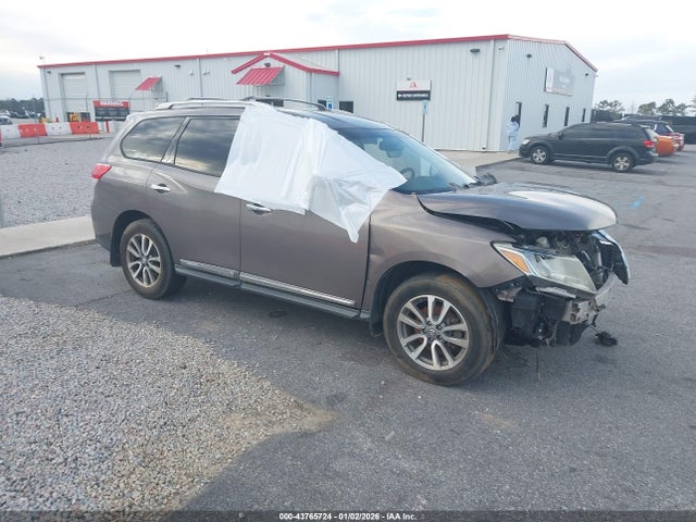 2013 NISSAN PATHFINDER SL