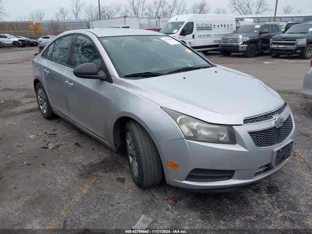 CHEVROLET CRUZE LS AUTO - 1