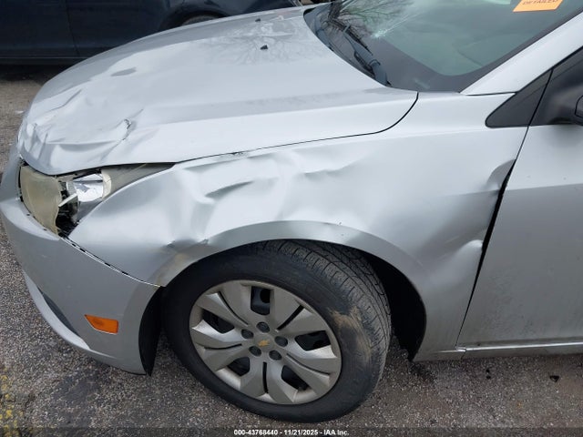 CHEVROLET CRUZE LS AUTO - 6