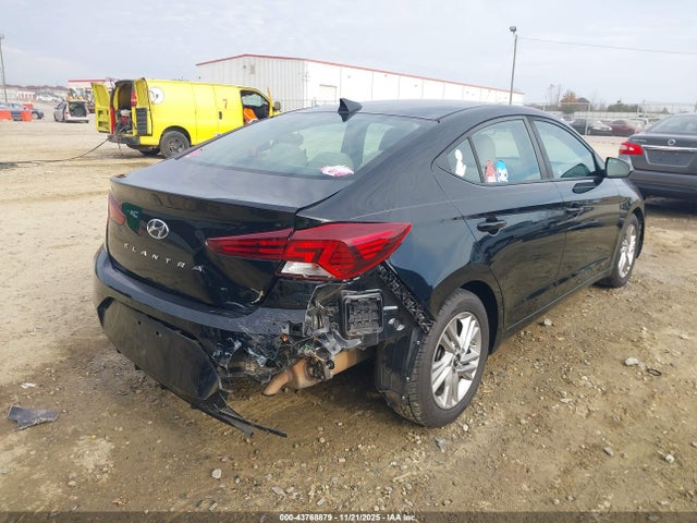 HYUNDAI ELANTRA SEL - 6