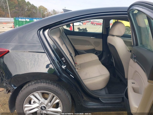 HYUNDAI ELANTRA SEL - 8